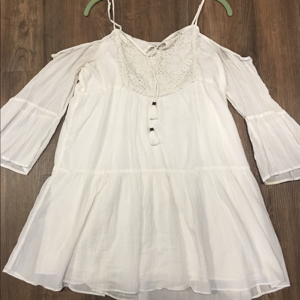 White American eagle off the shoulder dress